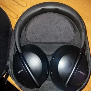 Bose NC 700 Headphones
